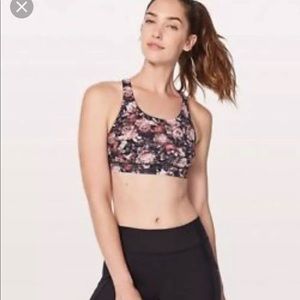 NWT Lululemon  Break Free Sport Bra Size 10